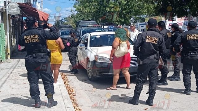 mujer detenida avenida Gobernadores