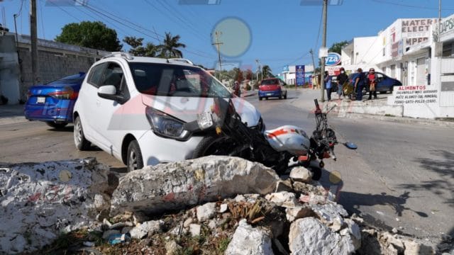 carretera antigua a Mérida motociclista