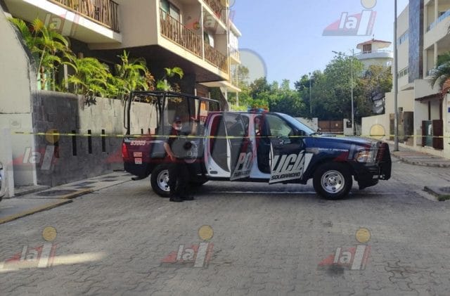 hombre azotea playa del carmen