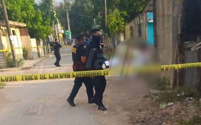 poblado chiná hombre vida