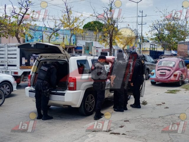 camioneta avenida Gobernadores