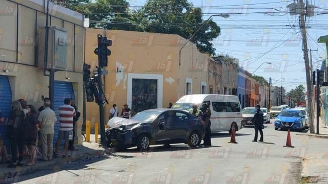 policía atropellado centro Mérida (1)