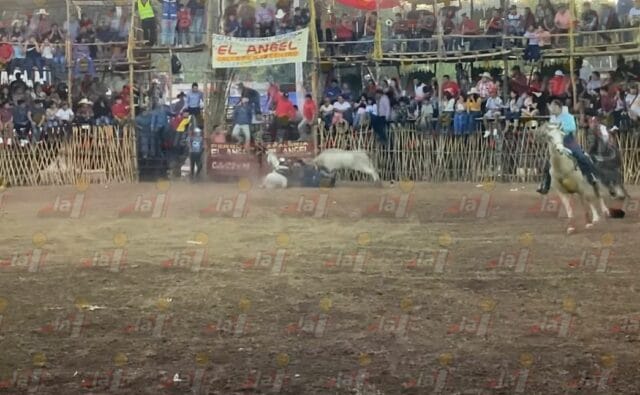 mujer corneada torneo lazo Pustunich