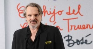 Miguel Bosé asalto