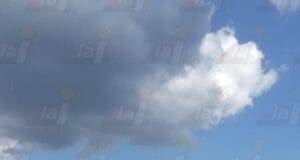 Poca más de 2,000 turistas entre extranjeros y nacionales se quedaron con las ganas de ver descender a Kukulkán de Chichen Itzá por la lluvia