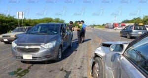 Tres lesionados tras choque en la Mérida-Tetiz