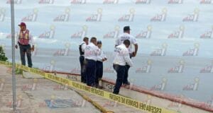 cuerpo hombre flotando malecón Champotón