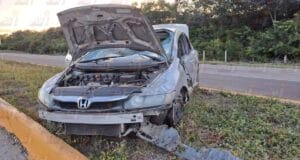 Dos mujeres lesionadas tras volcadura en la Campeche-Mérida