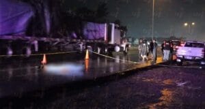 Hombre pierde la vida al ser atropellado en la Mérida-Umán