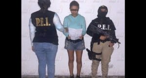 Mujer detenida por robo con violencia y en pandilla en Motul