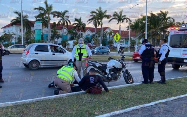 Motociclista termina con fractura tras derrape en el Malecón