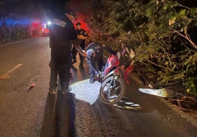 Jóvenes se accidentan Jóvenes se accidentan