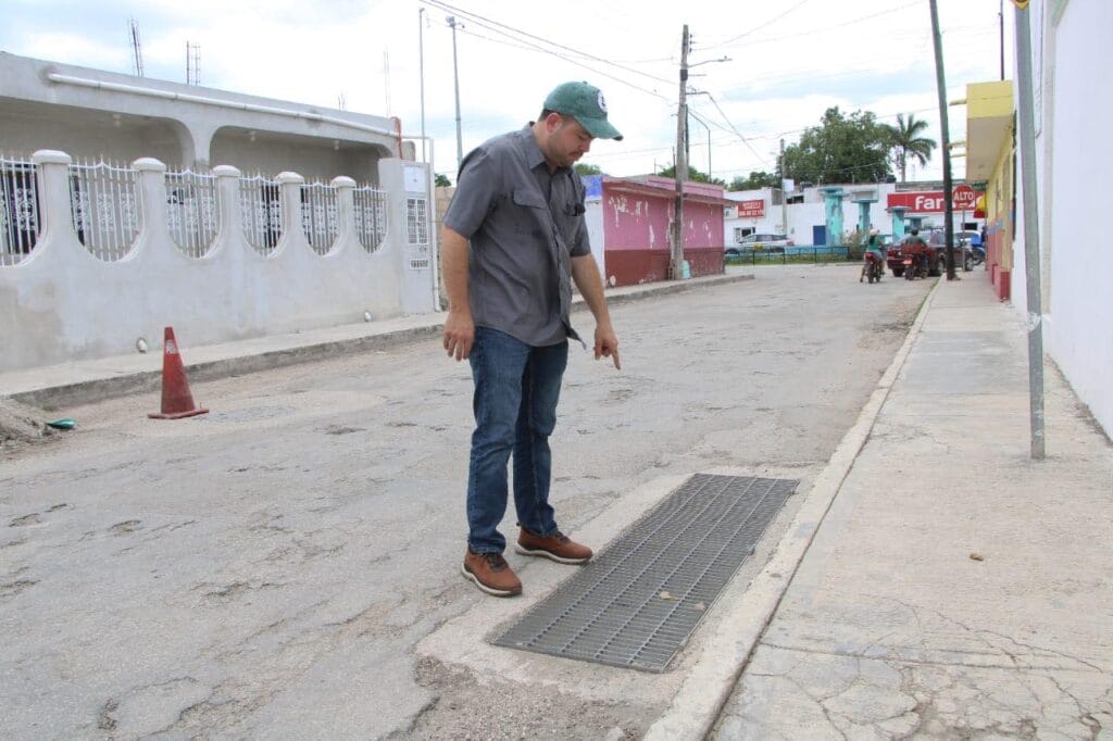 Preparándose para la Lluvia: Ayuntamiento de Tizimín Intensifica Desazolve"