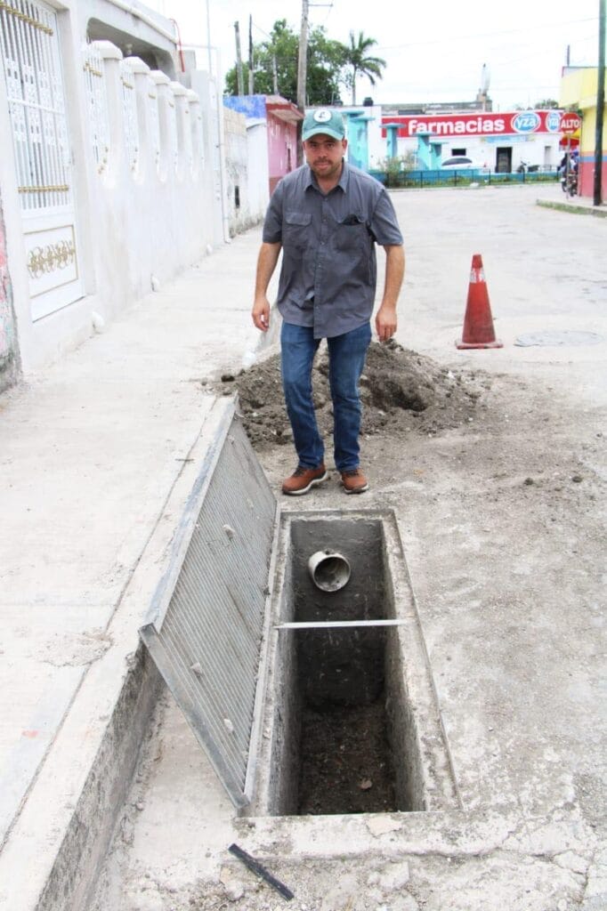 Preparándose para la Lluvia: Ayuntamiento de Tizimín Intensifica Desazolve"