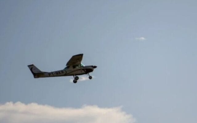 Avioneta con seis personas se estrella en el océano frente a San Diego Avioneta con seis personas se estrella en el océano frente a San Diego