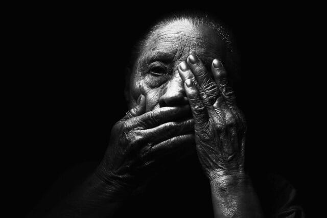 Le quita la vida a su suegra de 104 años por meterse a una discusión