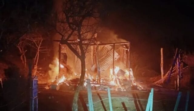 Hermanitas mueren durante el incendio de su casa: su mamá había salido a comprar su pastel de cumpleaños