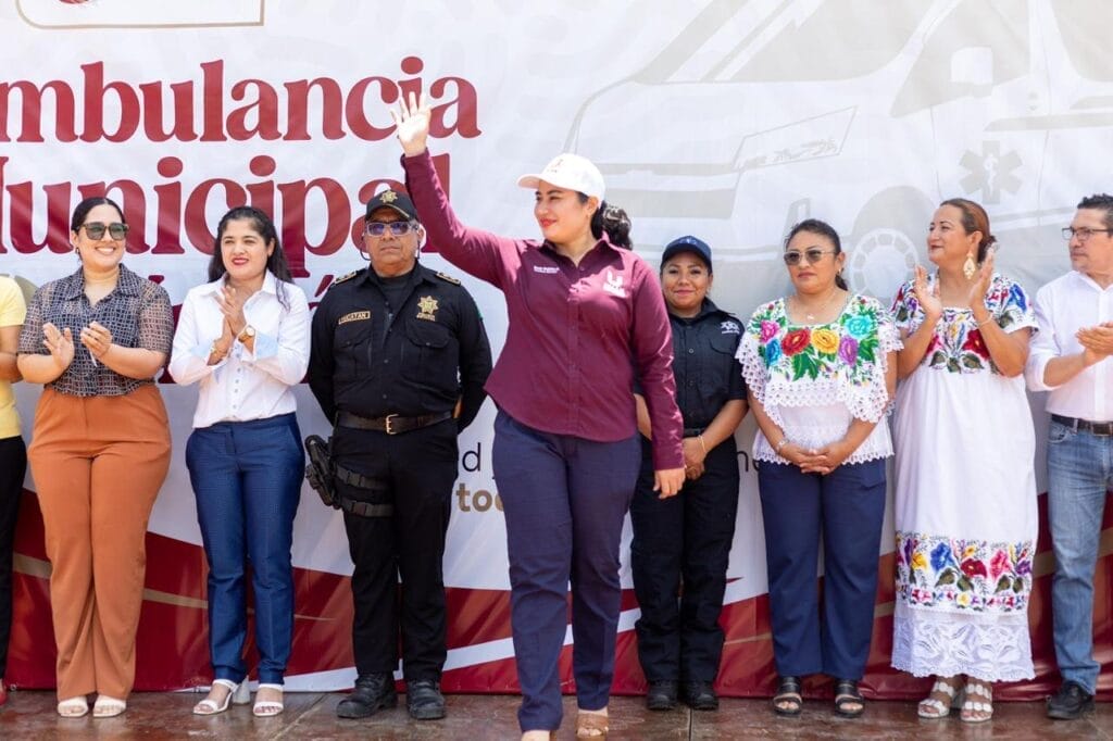 Umán cuenta con su primera ambulancia municipal, servicio gratuito 24/7