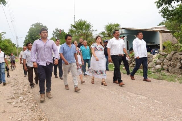 Más infraestructura para Xocén: Ayuntamiento arranca construcción de domo y mejora vial
