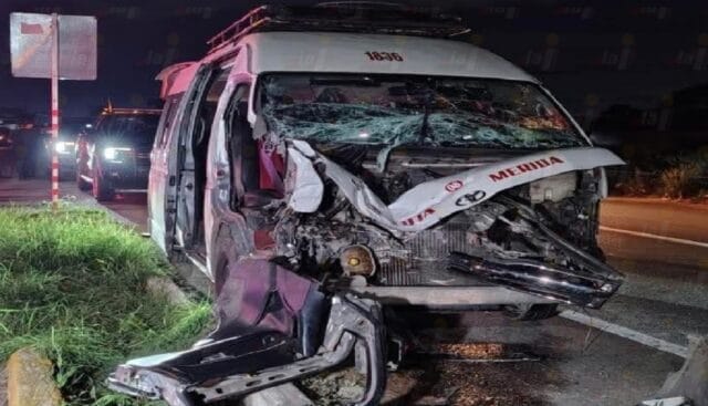 Aparatoso accidente en la Mérida-Valladolid deja heridos y un pasajero atrapado entre los fierros