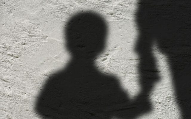 padrastro abusó niña embarazo infantil Venezuela