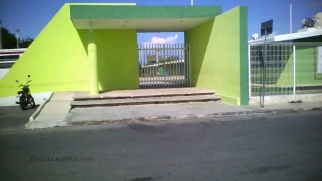 Denuncian presunto abuso sexual en una secundaria de Ciudad Caucel