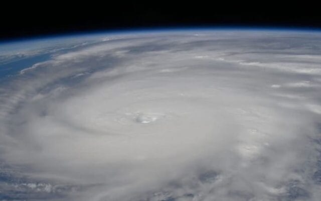 Humberto huracán trayectoria