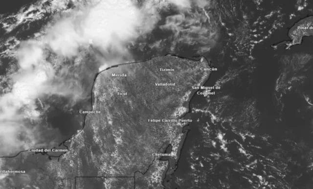 Lunes con lluvias por una nueva onda tropical