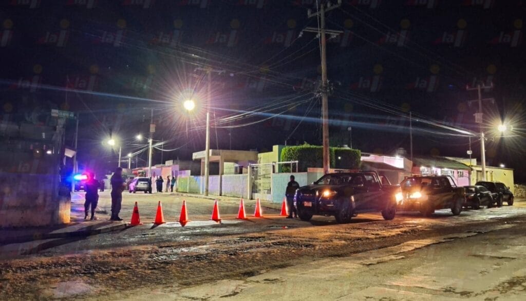 Se desata tiroteo en Tizimín: atacan camioneta frente a vivienda en Los Reyes