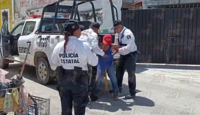 Hombre agresivo amenaza a policías en Santa Ana: terminó siendo detenido