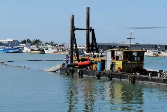Vigilante fallece en el puerto de abrigo de Yucalpetén
