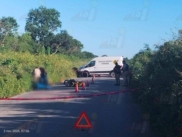Mujer muere al derrapar con su motocicleta en el antiguo libramiento Motul - Suma de hidalgo Mujer muere al derrapar con su motocicleta en el antiguo libramiento Motul - Suma de hidalgo