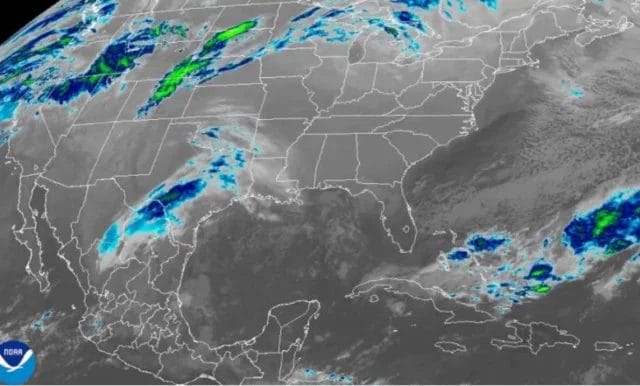 Las posadas inician con ambiente fresco por la noche