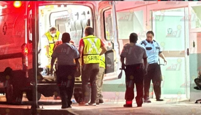 Motociclista derrapa y resulta gravemente herido en carretera de Calkiní; quedó con la cabeza toda ensangrentada