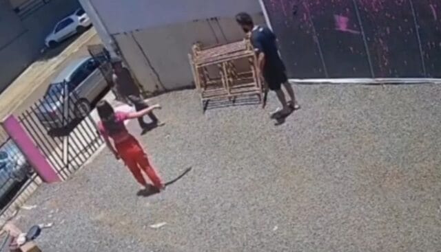 Hombre balea hasta la muerte a su yerno tras haber agredido a su hija Hombre balea hasta la muerte a su yerno tras haber agredido a su hija