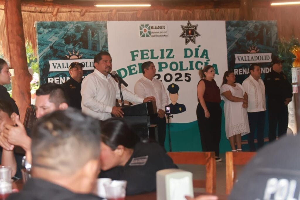 Valladolid reconoce la labor de su Policía Municipal