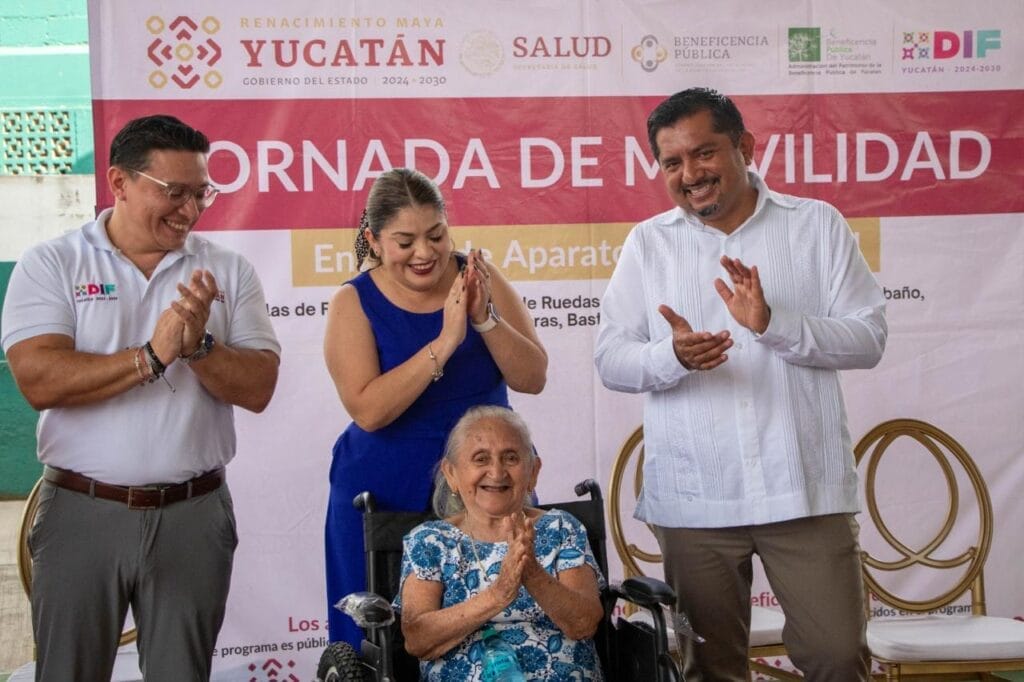 Más de 200 personas del oriente de Yucatán, entre ellos Valladolid, reciben apoyos de movilidad del DIF Estatal y la Beneficencia Pública