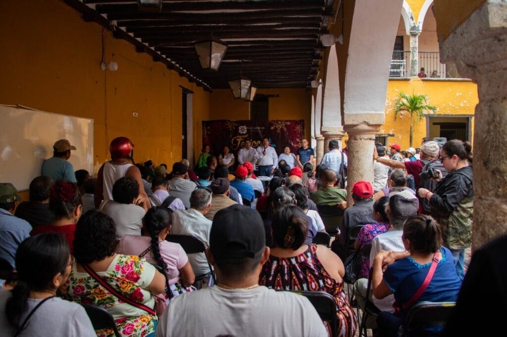 Ayuntamiento de Valladolid agradece el compromiso de sus trabajadores con entrega de pavos