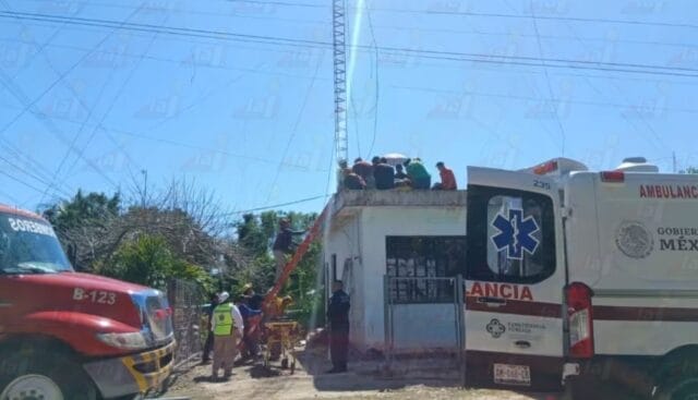 Joven trabajador cae de torre de telefonía y resulta gravemente lesionado en Escárcega