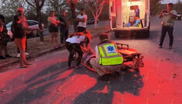 Rescatan a hombre en estado de ebriedad tras ser golpeado en avenida Siglo XXI