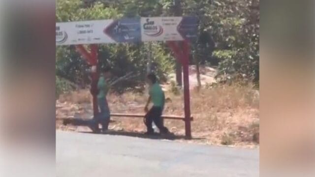 VIDEO|Violenta pelea entre estudiantes deja un joven muerto tras ataque con cuchillo