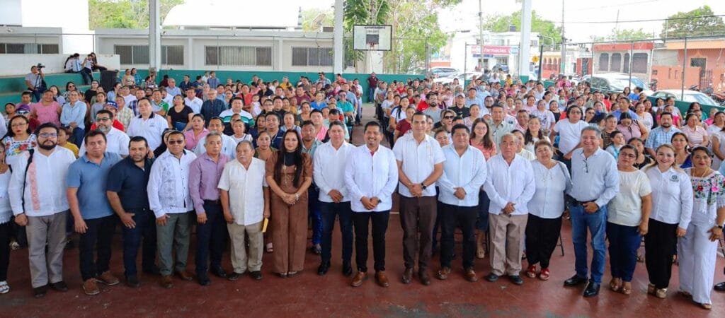 Valladolid fortalece la educación con segunda entrega del programa Renacimiento por la Educación