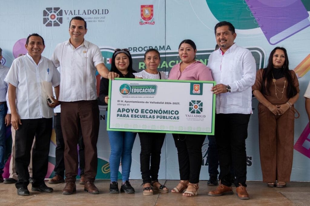 Valladolid fortalece la educación con segunda entrega del programa Renacimiento por la Educación