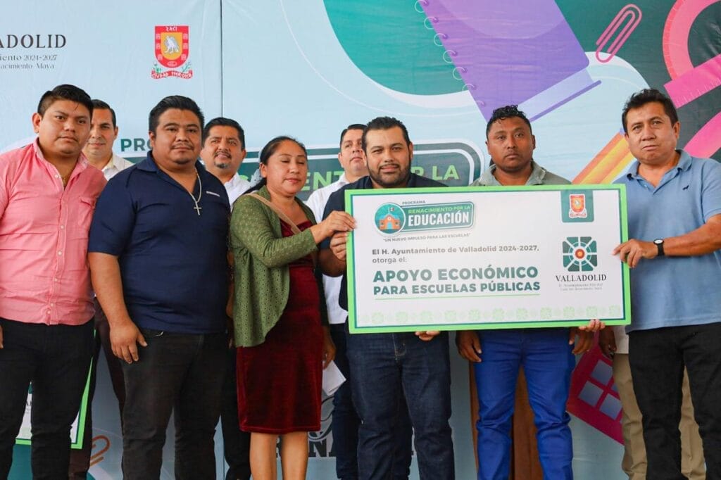 Valladolid fortalece la educación con segunda entrega del programa Renacimiento por la Educación