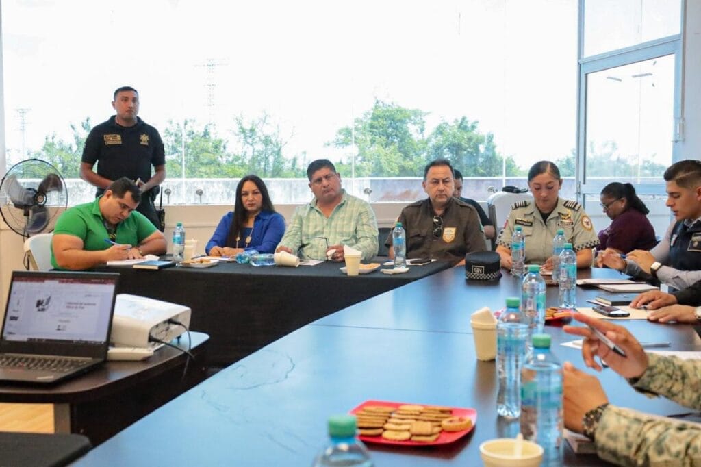 Refuerzan coordinación de seguridad en Valladolid con Mesa de Construcción de Paz