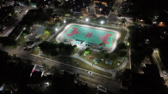 Rehabilitan parque de San Isidro 2 en Valladolid; mejora iluminación y seguridad