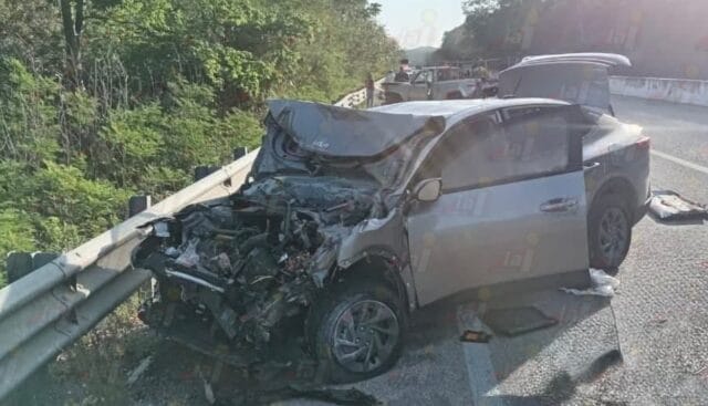 Aparatoso accidente en la Campeche–Seybaplaya deja menores en estado crítico Aparatoso accidente en la Campeche–Seybaplaya deja menores en estado crítico